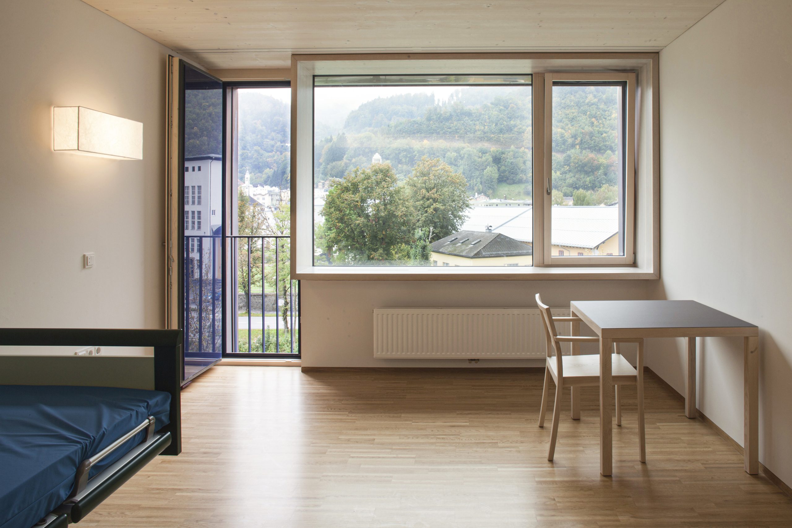 Hallein Sozialzentrum in Holz-Modul-Bauweise für Senior:innen.