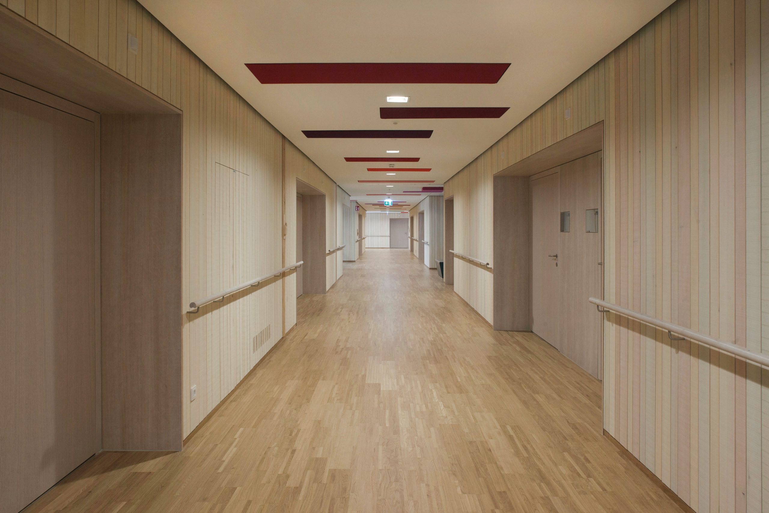 Hallein Sozialzentrum in Holz-Modul-Bauweise für Senior:innen.