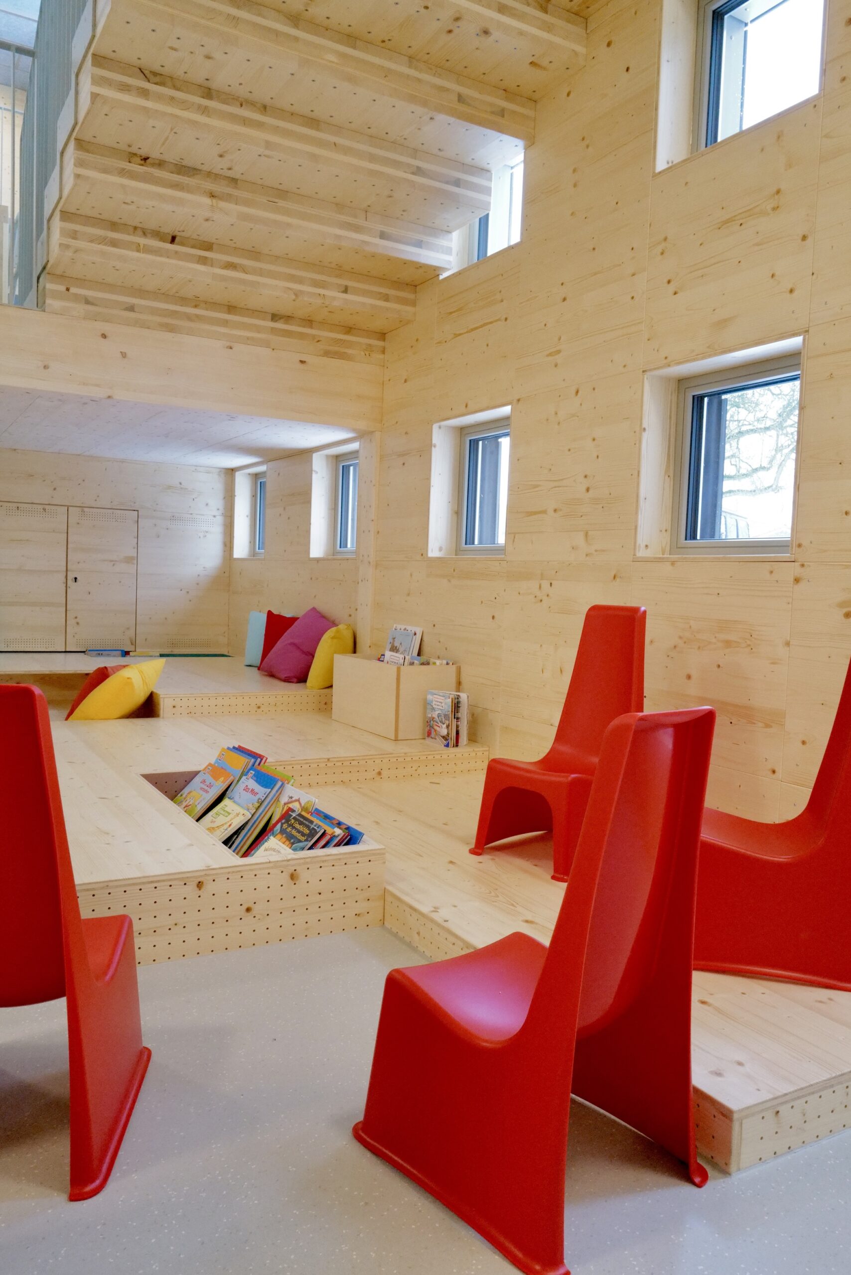 Betriebliche Kindertagesstätte „Würtholino“ der Adolf Würth GmbH & Co. KG.