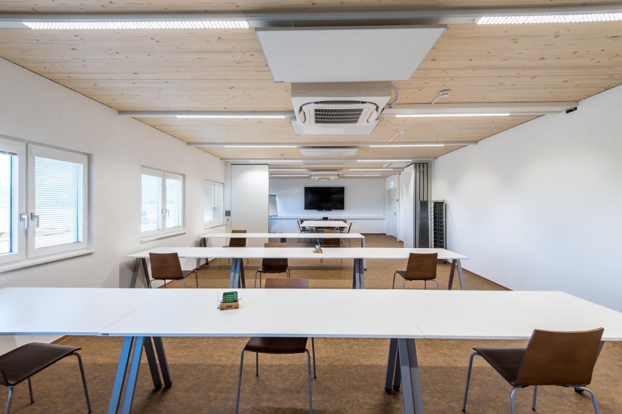 Pöttinger Landtechnik, Werk St. Georgen, Holzbau.