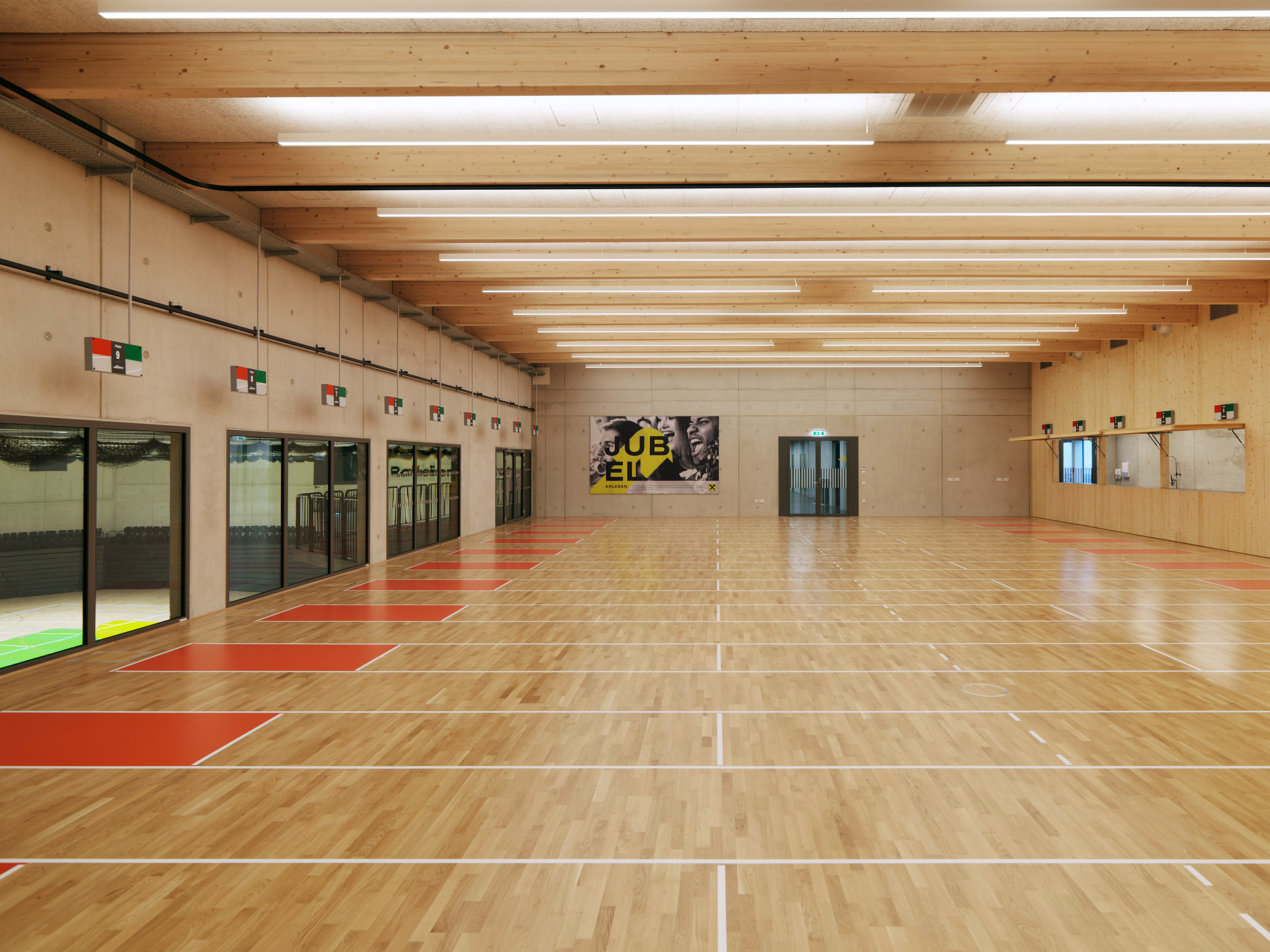 Raiffeisen Sportpark Graz Holzbau.